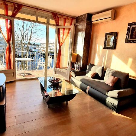אמפוריבראבה Leroy Apartment מראה חיצוני תמונה