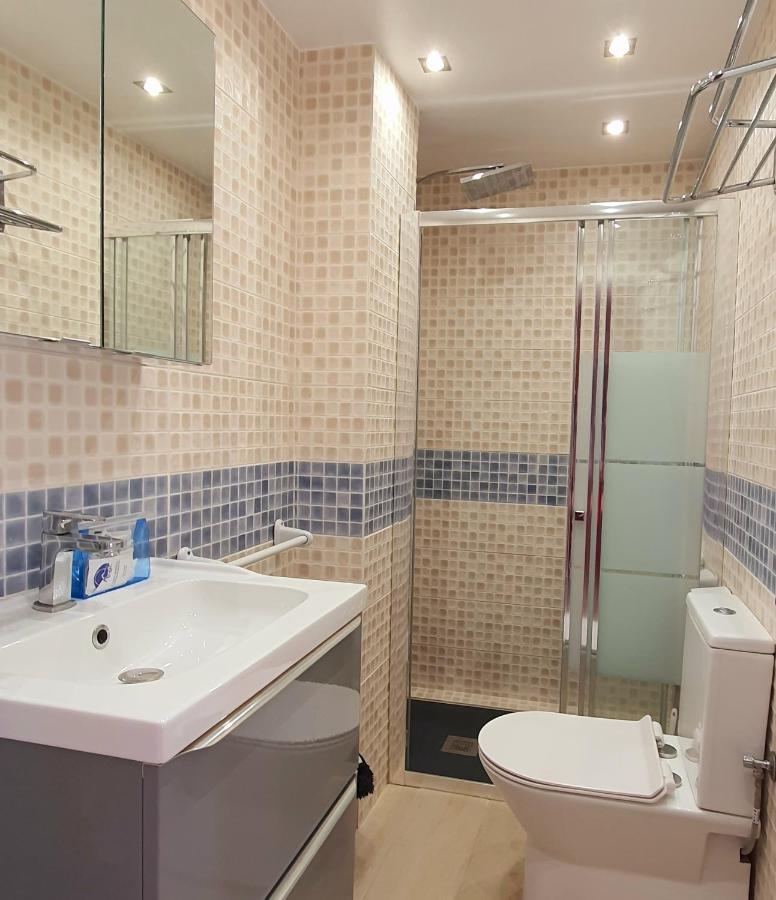 אמפוריבראבה Leroy Apartment מראה חיצוני תמונה