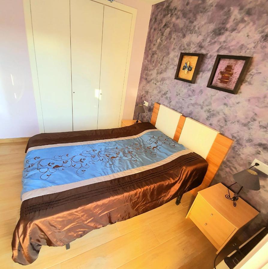 אמפוריבראבה Leroy Apartment מראה חיצוני תמונה