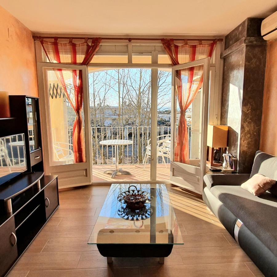אמפוריבראבה Leroy Apartment מראה חיצוני תמונה