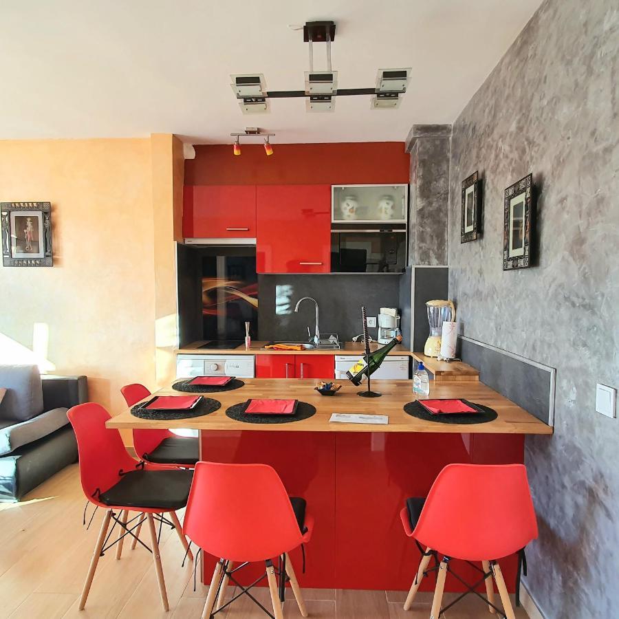אמפוריבראבה Leroy Apartment מראה חיצוני תמונה